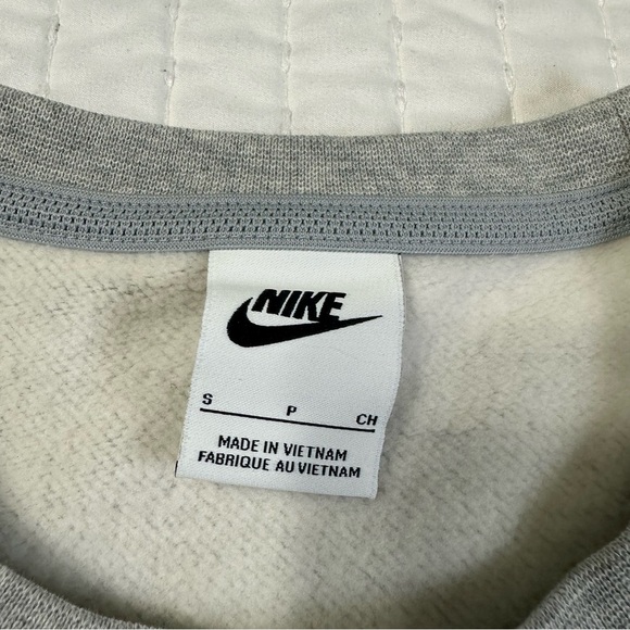 Nike Unisex UCLA College Sweatshirt Long Sleeve Crewneck Club Sweater - Picture 13 of 13